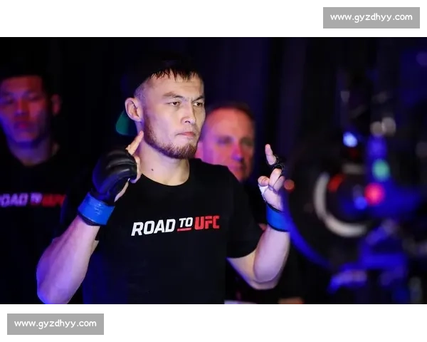 从血性硬汉到技术进化李景亮UFC赛场的搏命与突破之路传奇篇章