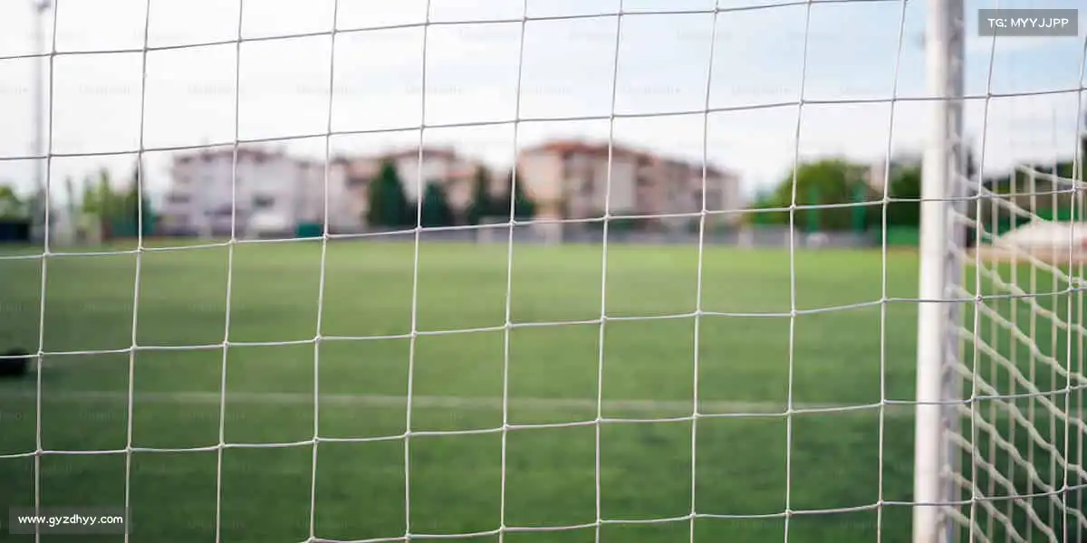 必一🏋️‍♀️举起的不只是杠铃，更是对生活的全力以赴！来这儿，释放你的力量！